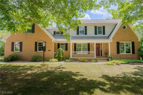 6774 Salerno St NW, Canton, OH 44718