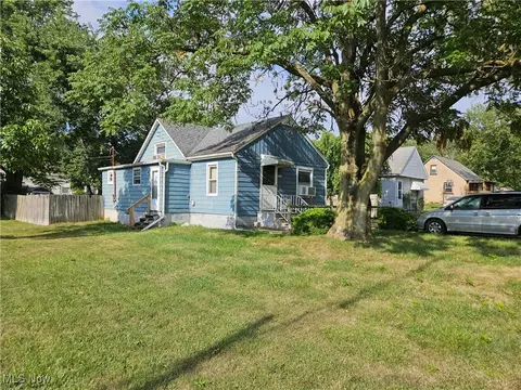 4541 French Crk, Sheffield Village, OH 44054