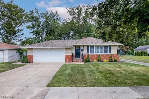 4289 Swaffield Dr, South Euclid, OH 44121