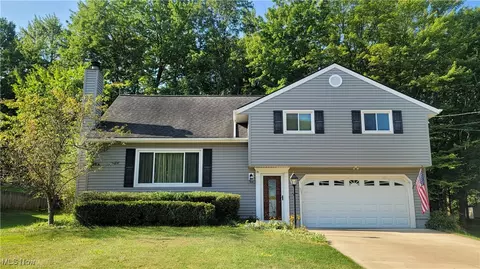 2182 Sherwin Dr, Twinsburg, OH 44087