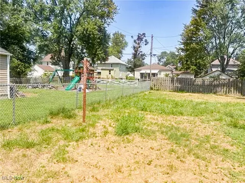 Exterior - 363 High St, Elyria, OH 44035 photo 3 of 3