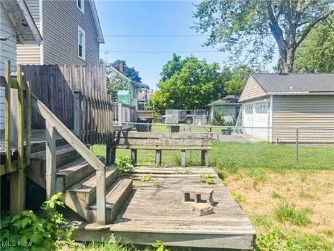 Exterior - 363 High St, Elyria, OH 44035 photo 2 of 3