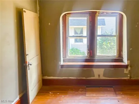 Bedroom - 363 High St, Elyria, OH 44035 photo 3 of 3