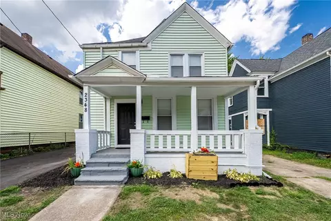2348 E 86th St, Cleveland, OH 44106