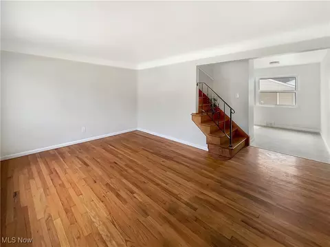 Living - 30350 Powell Rd, Willowick, OH 44095 photo 2 of 3