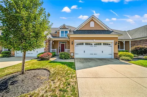 5143 Shepherds Gln #41, Willoughby, OH 44094