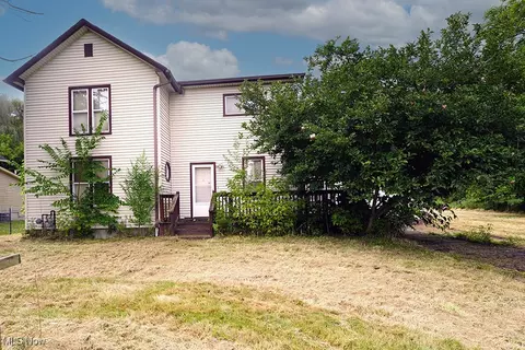 6586 S Pricetown Rd, Berlin Center, OH 44401