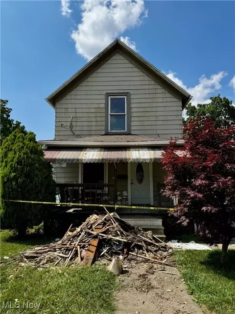 219 Oberlin Rd, Elyria, OH 44035