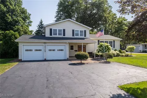 32145 Bainbridge Rd, Solon, OH 44139
