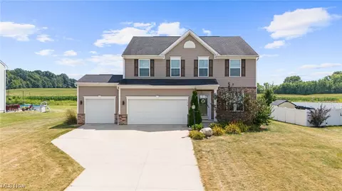 7216 Crusader St SW, Massillon, OH 44646
