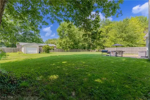 276 Horseshoe Dr, Lagrange, OH 44050 photo 28