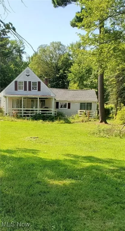 32700 Pettibone Rd, Solon, OH 44139