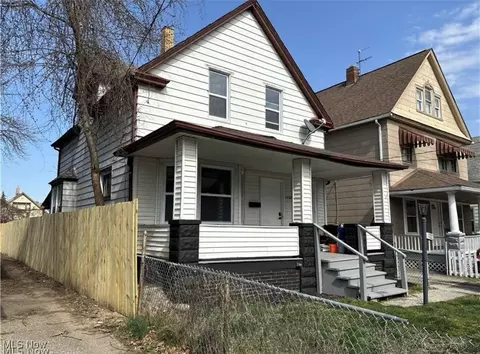 4302 Daisy Ave, Cleveland, OH 44109