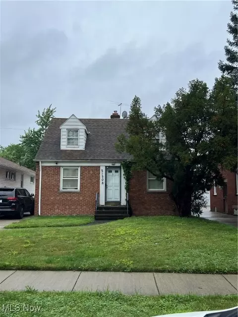 21306 Clare Ave, Maple Heights, OH 44137
