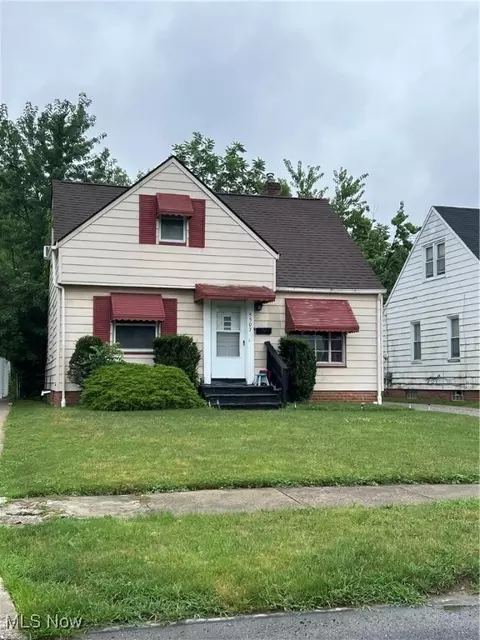 5507 Hollywood Ave, Maple Heights, OH 44137