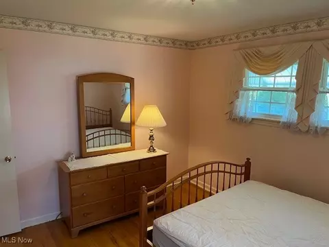Bedroom - 2520 Clarendon Ave NW, Canton, OH 44708 photo 2 of 7
