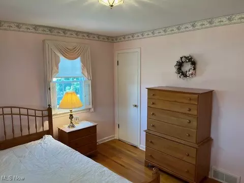 Bedroom - 2520 Clarendon Ave NW, Canton, OH 44708 photo 3 of 7