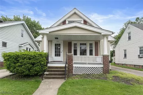 4930 E 109th St, Garfield Heights, OH 44125