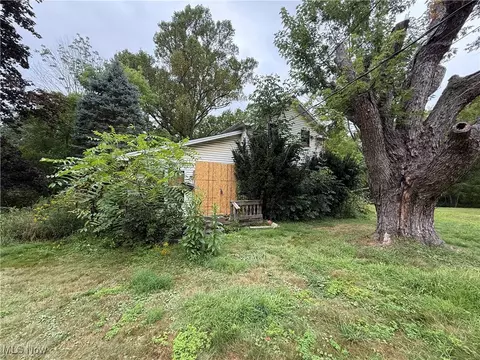 11618 South Ave, North Lima, OH 44452