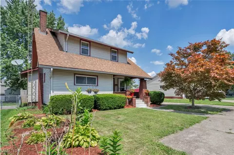 1117 28th St NE, Canton, OH 44714