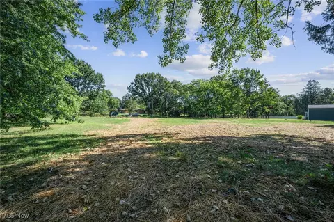 1599 Hillside Rd, Seven Hills, OH 44131 photo 26