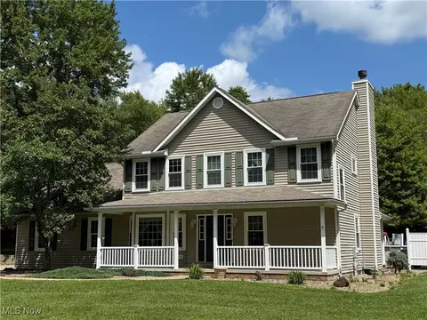 3799 Westbrook St SE, Magnolia, OH 44643