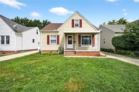 4814 Russell Ave, Parma, OH 44134
