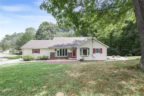 300 Walker Dr, Zanesville, OH 43701