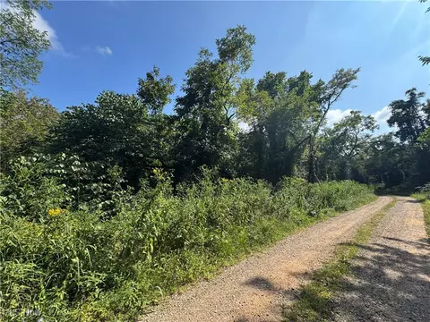 Putnam Drive, Olive, OH 45772