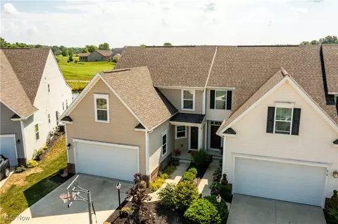 816 Robinson Dr, Lagrange, OH 44050 photo 3