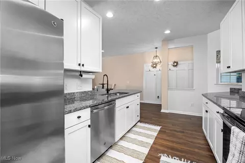 816 Robinson Dr, Lagrange, OH 44050 photo 17