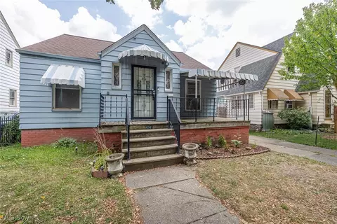 4341 W 58th St, Cleveland, OH 44144