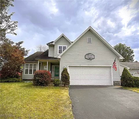 6785 Winterpark Ave, Youngstown, OH 44515