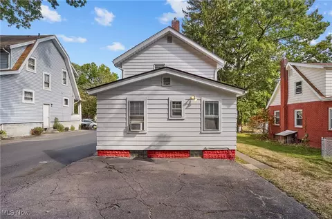 630 Ranney St, Akron, OH 44310 photo 27