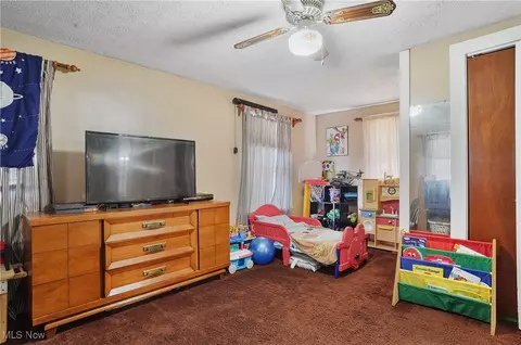 630 Ranney St, Akron, OH 44310 photo 18