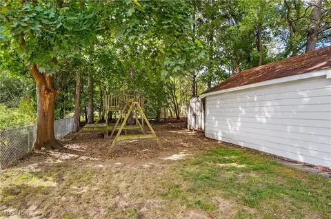 630 Ranney St, Akron, OH 44310 photo 30