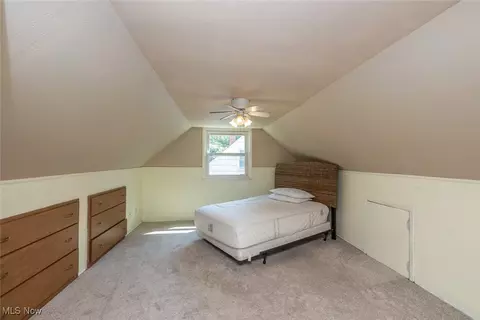 Bedroom - 351 E 232nd St, Euclid, OH 44123 photo 7 of 8