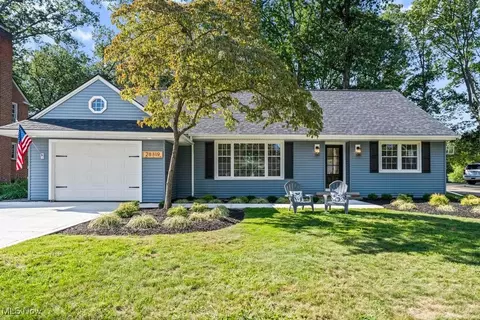 28319 Osborn Rd, Bay Village, OH 44140