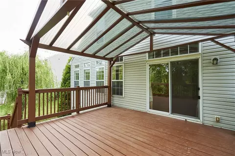 Exterior - 116 Millstream Ct, Copley, OH 44321 photo 2 of 8
