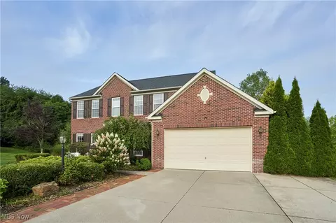 Exterior - 116 Millstream Ct, Copley, OH 44321 photo 4 of 8
