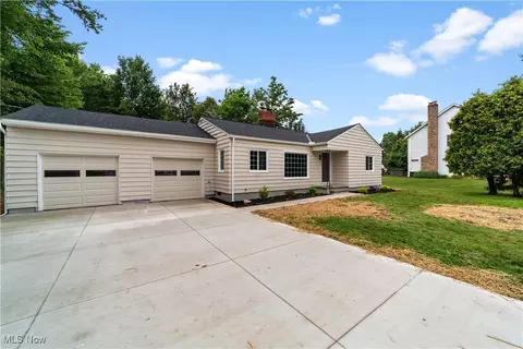 5844 Highland Rd, Highland Heights, OH 44143