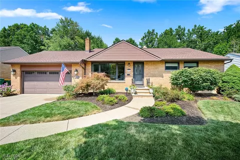 1919 Brushview Dr, Richmond Heights, OH 44143
