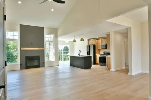 8730 Kimblewick Ln NE, Warren, OH 44484 photo 7