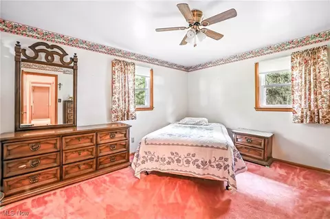 25 Lakeshore Dr, Struthers, OH 44471 photo 30