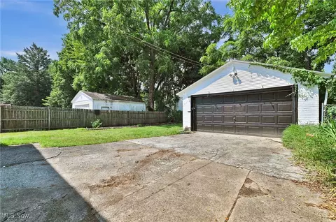 732 Carpenter St, Akron, OH 44310 photo 34