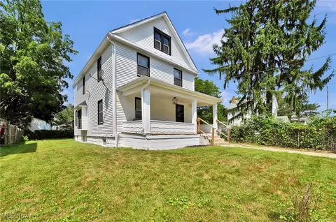 732 Carpenter St, Akron, OH 44310