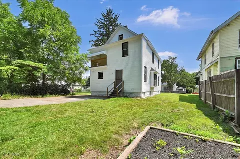 732 Carpenter St, Akron, OH 44310 photo 38