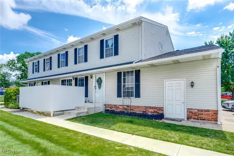 17308 Sheldon Rd #51, Brook Park, OH 44142