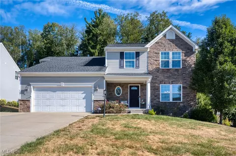 1563 Bellview St NE, Canton, OH 44721