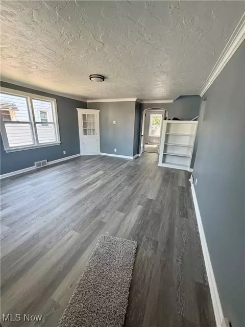 Living - 426 11th St, Elyria, OH 44035 photo 3 of 3